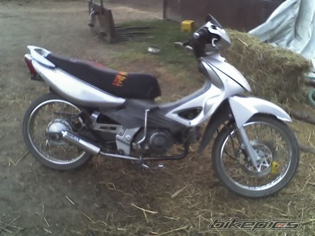 Photo 1033689