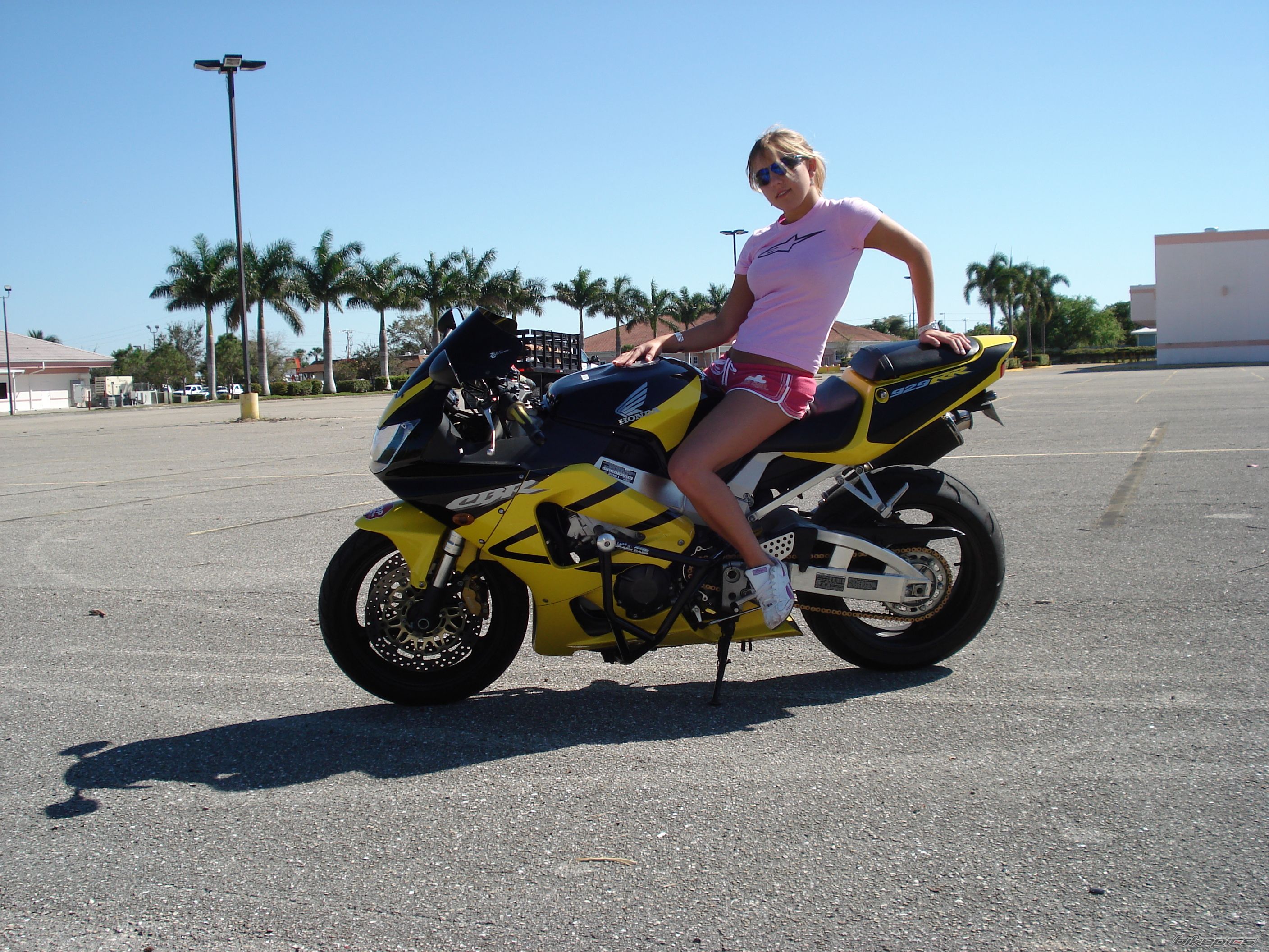Bike Photo 1033957