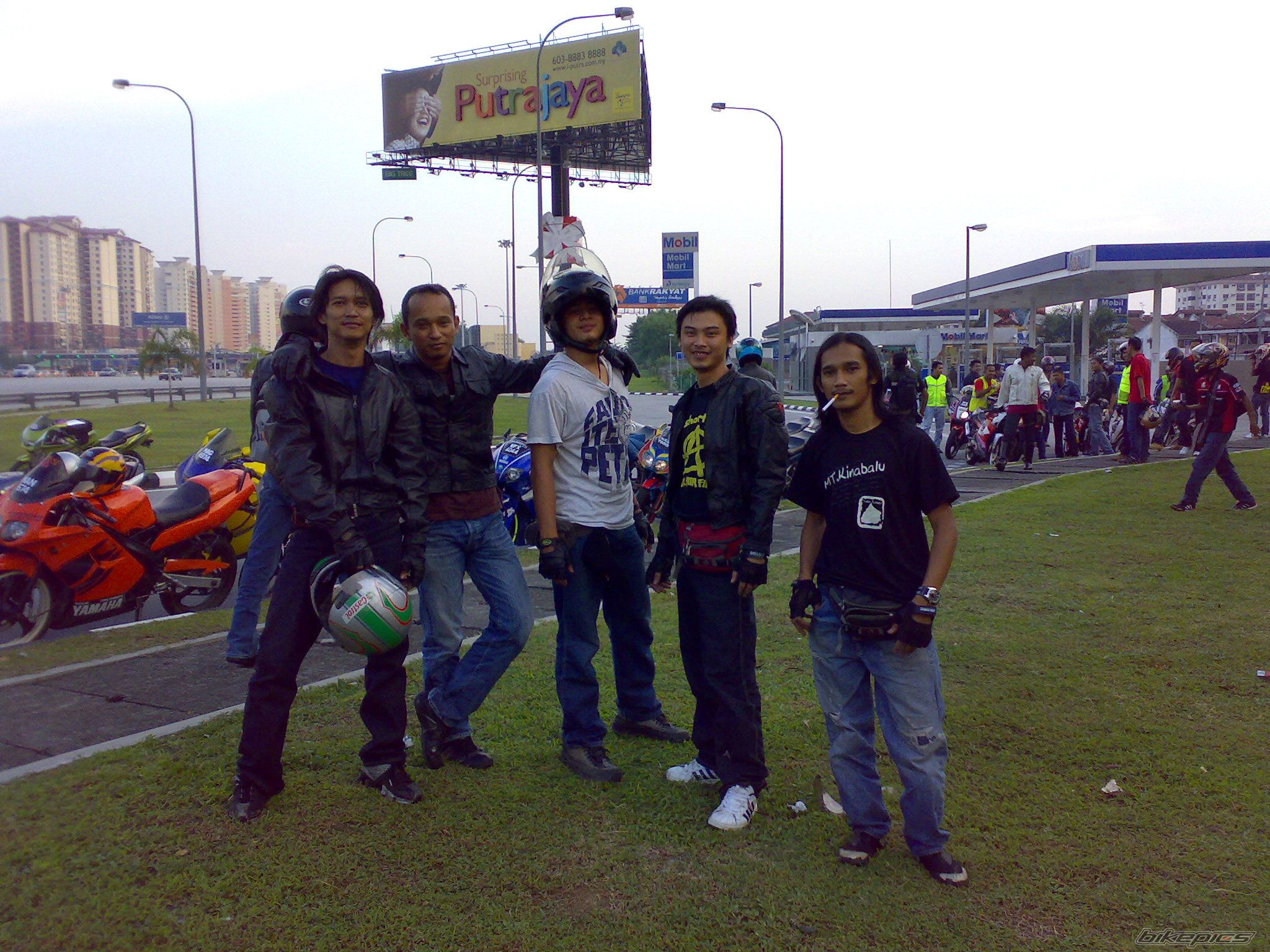 Photo 1033997