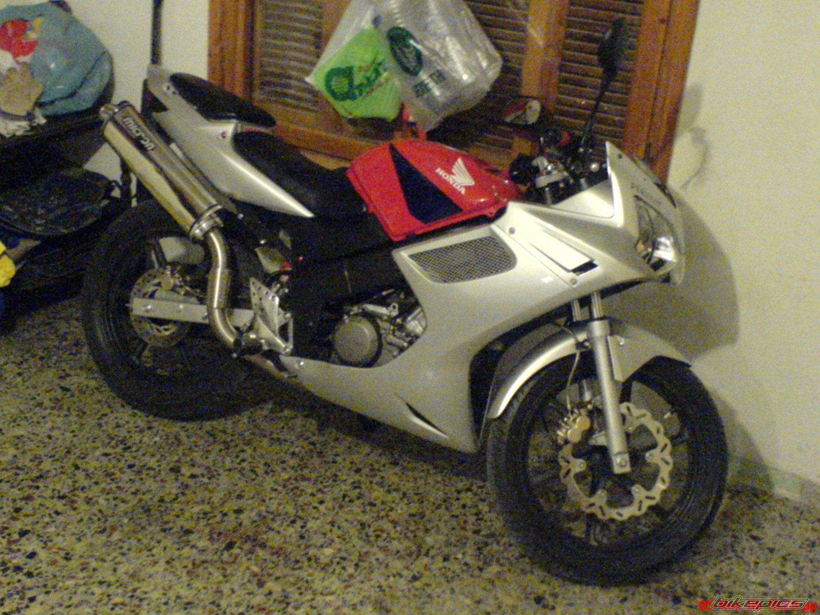 Photo 1036206