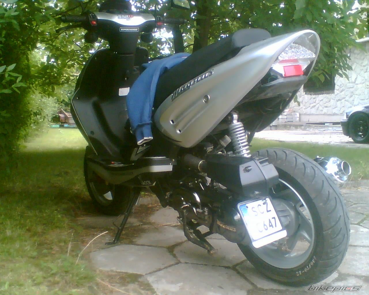 Photo 1037200