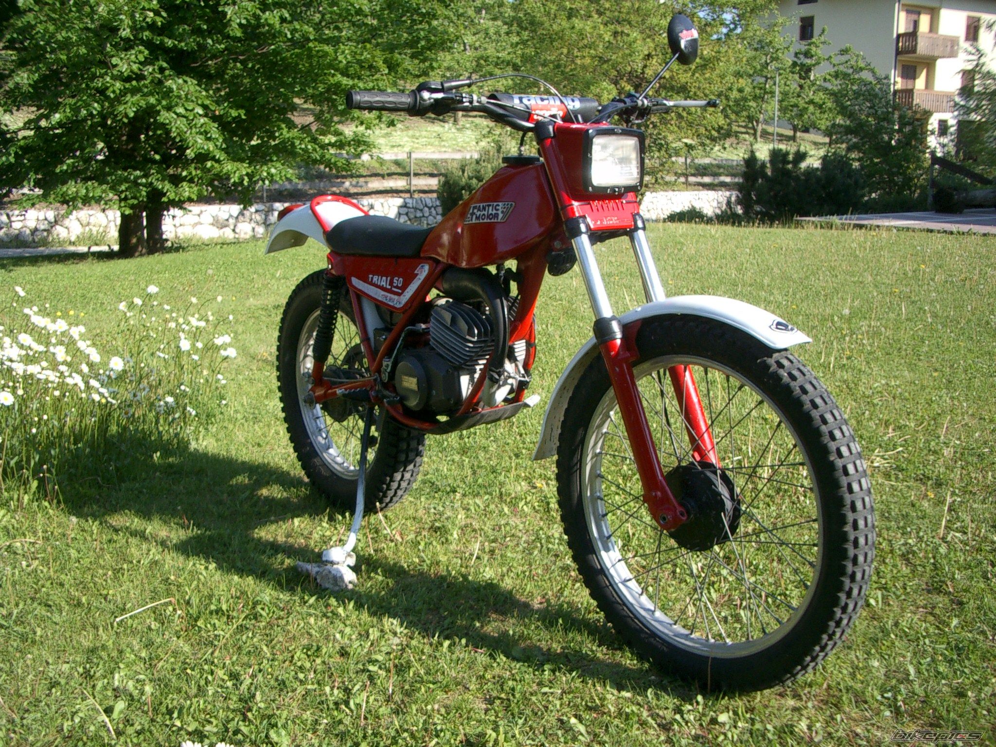 Photo 1037767