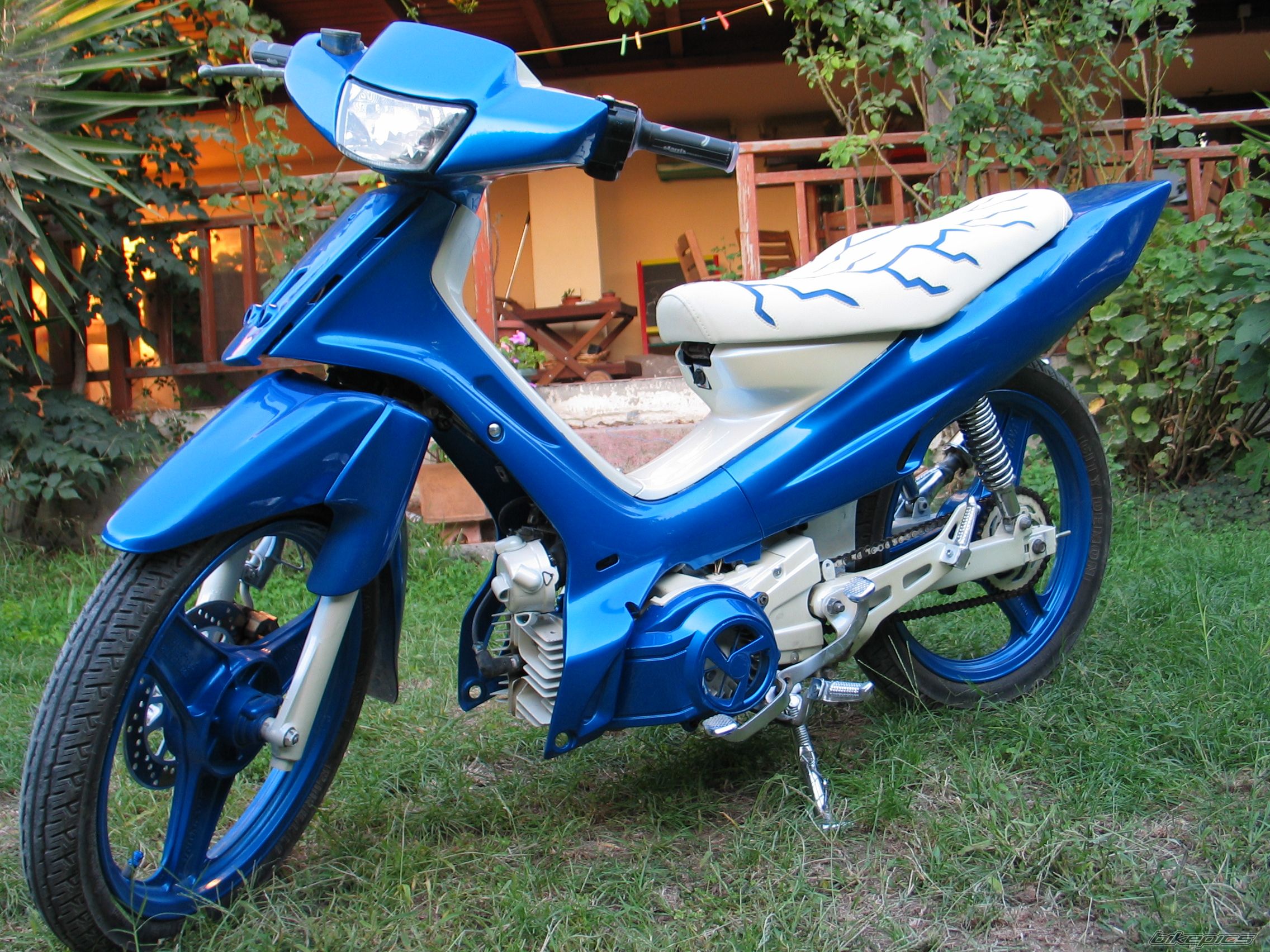 Bike Photo 1038024
