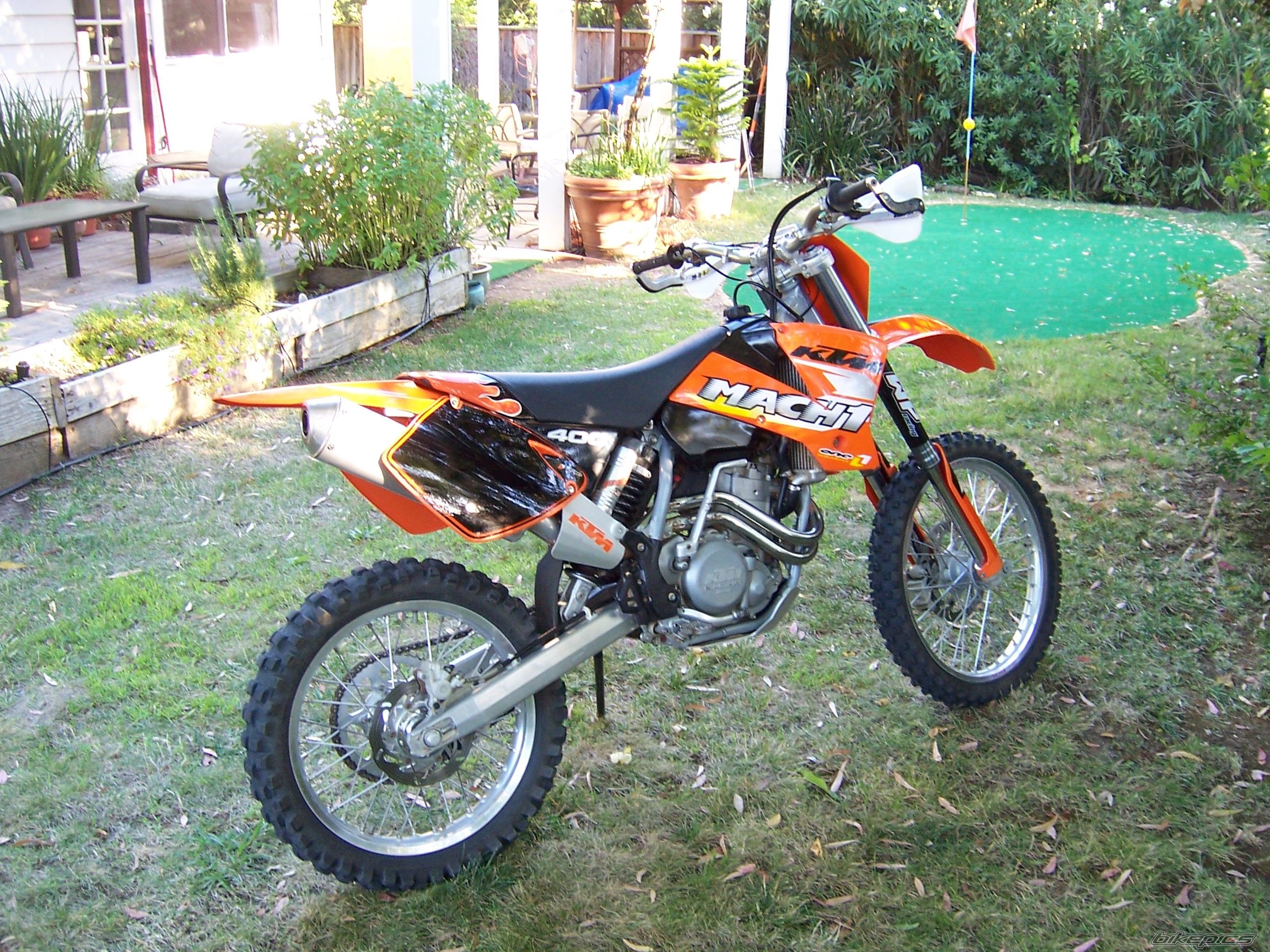 Photo 1038142