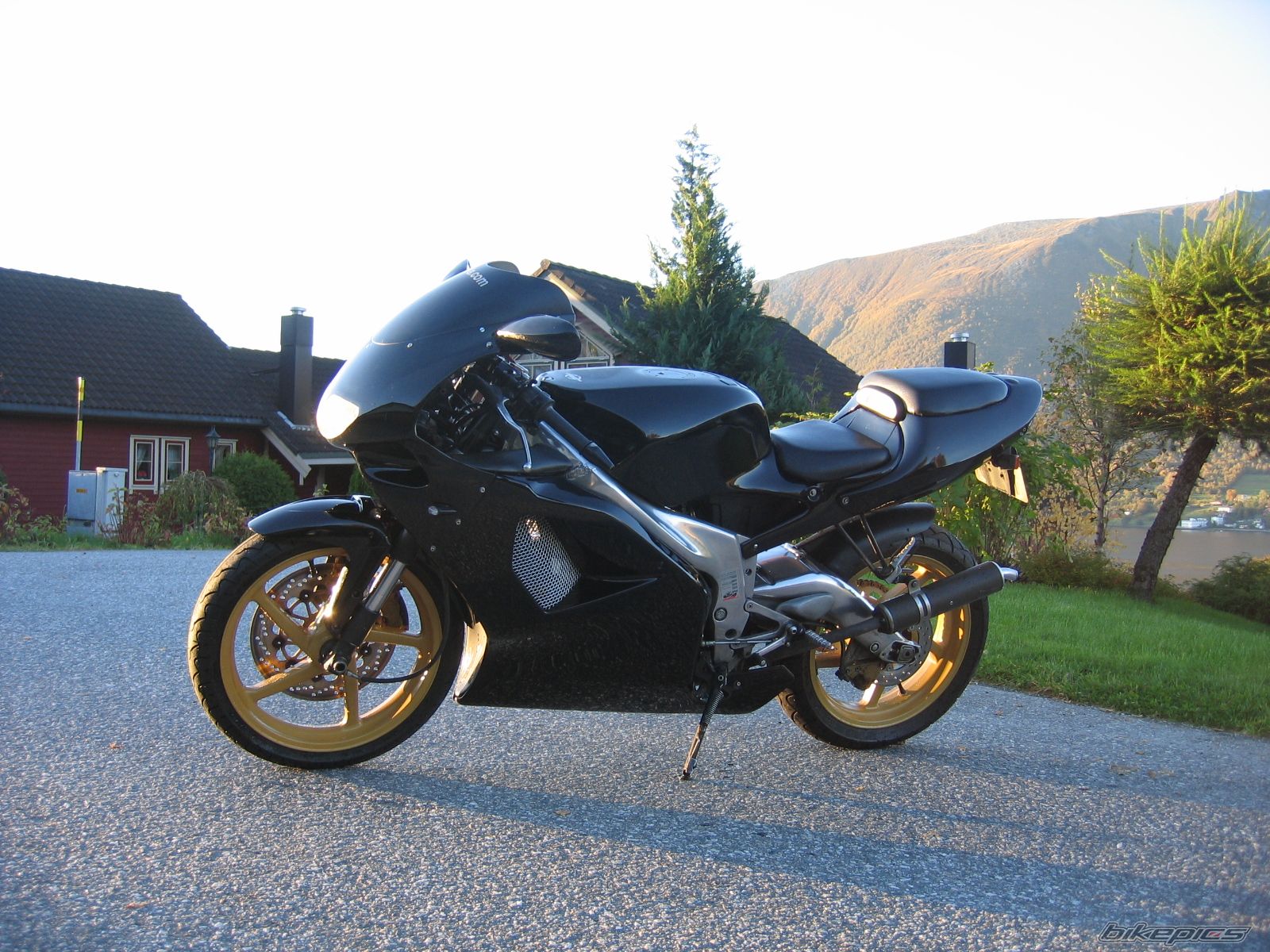 Bike Photo 1038195