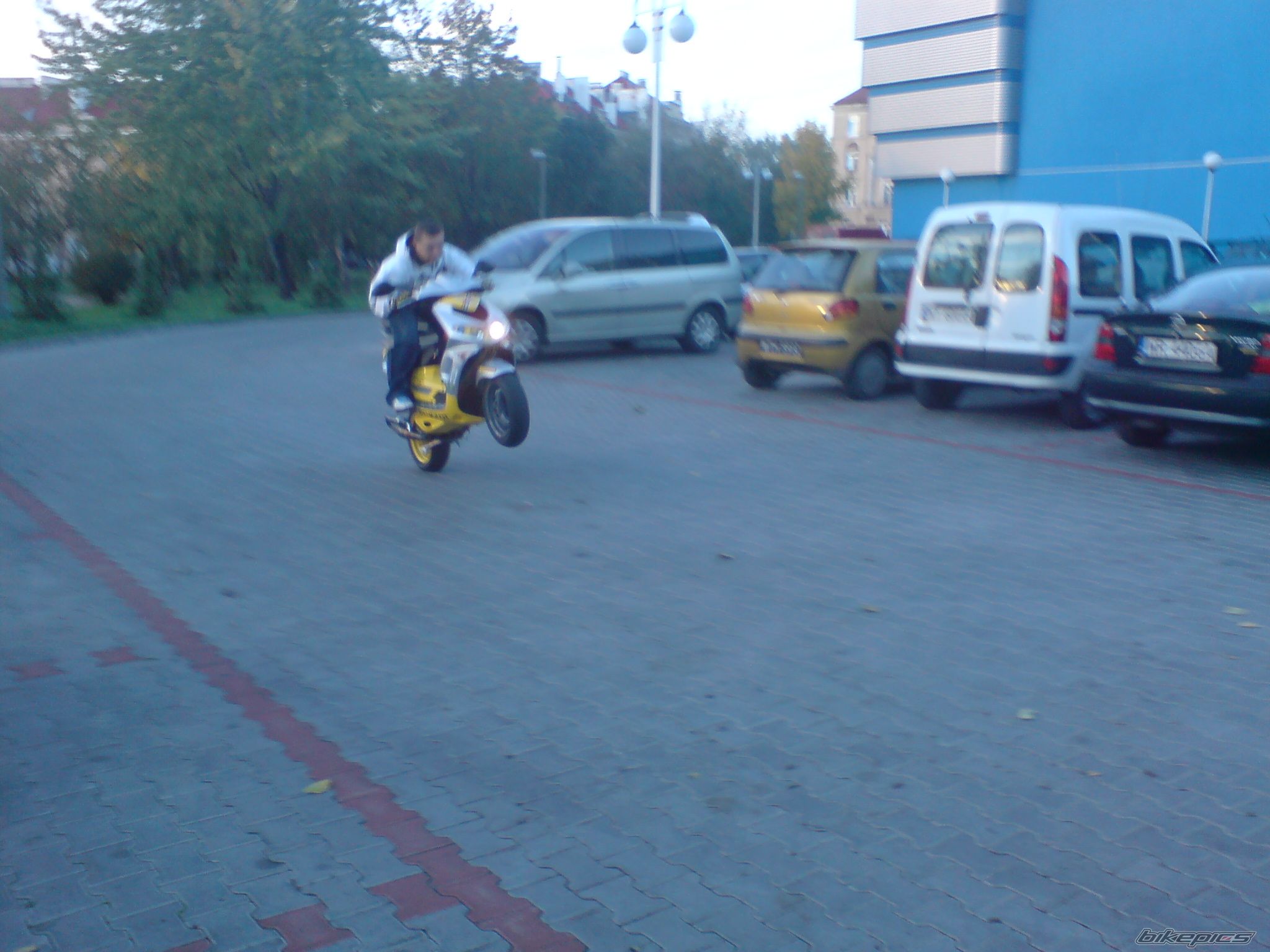 Bike Photo 1039891