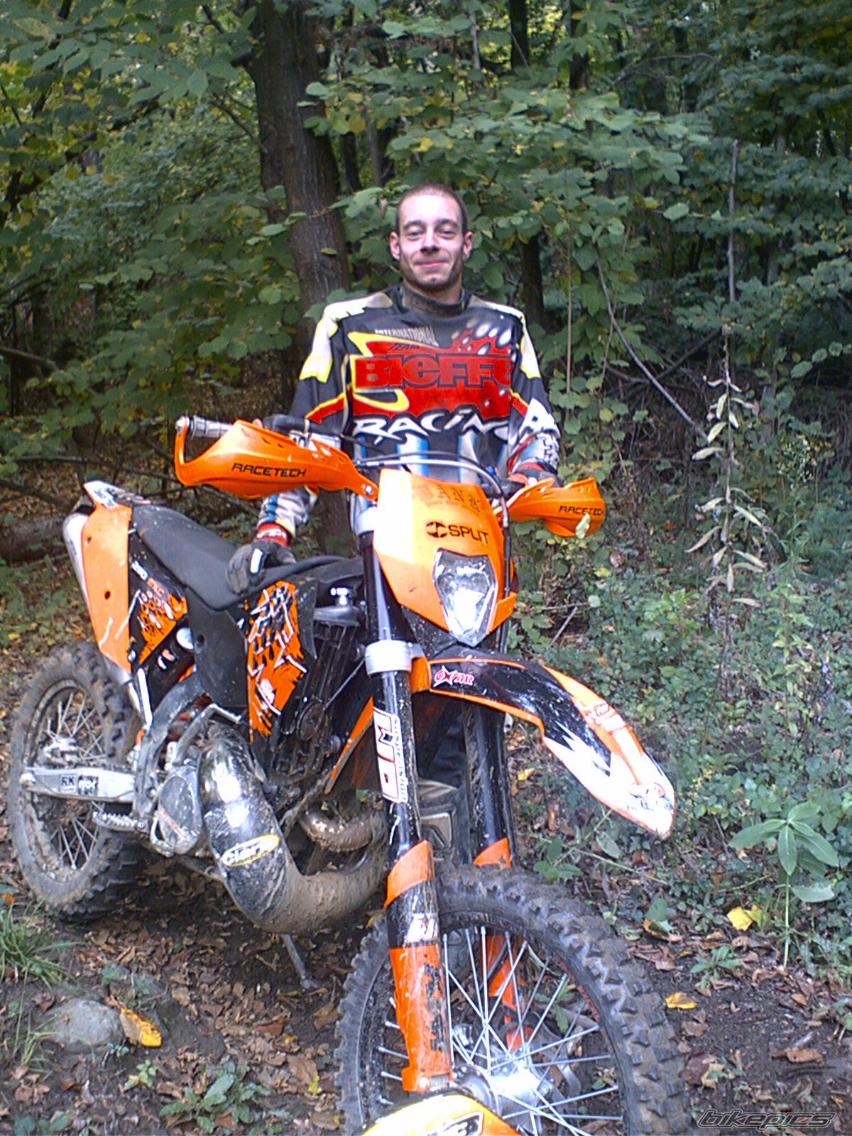 Photo 1041005