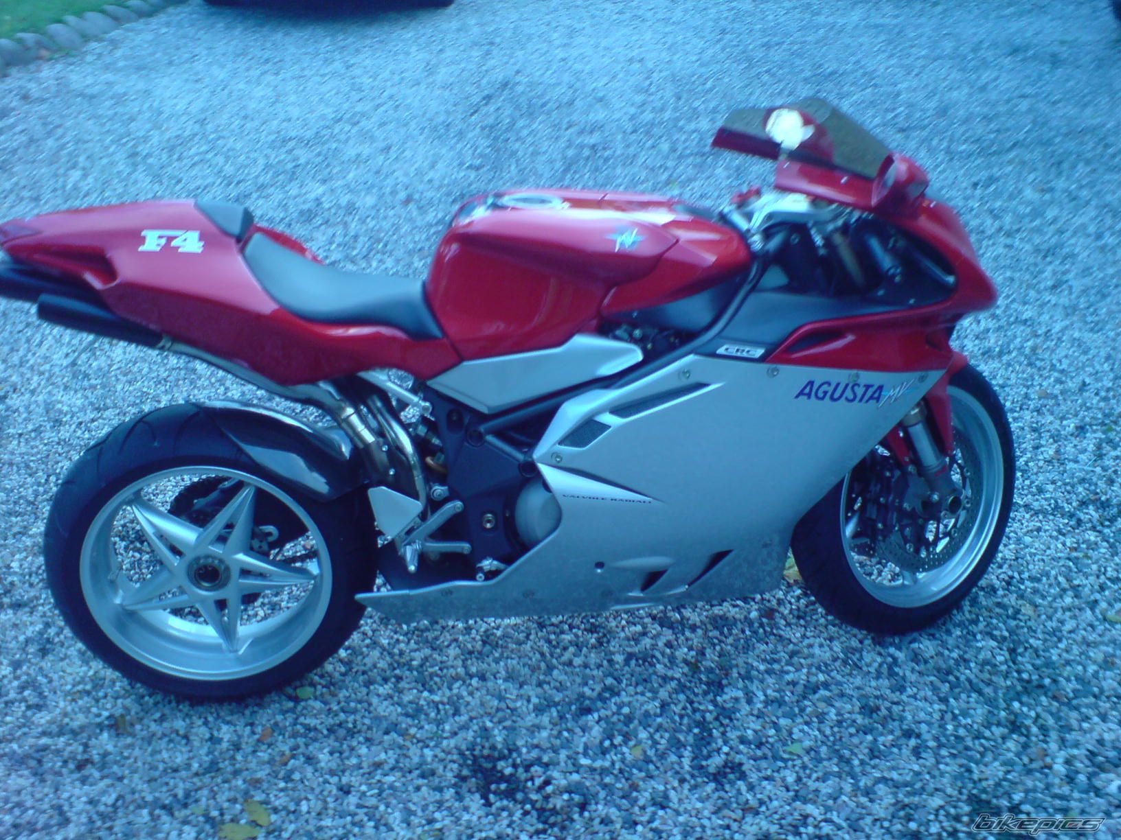 Photo 1042010