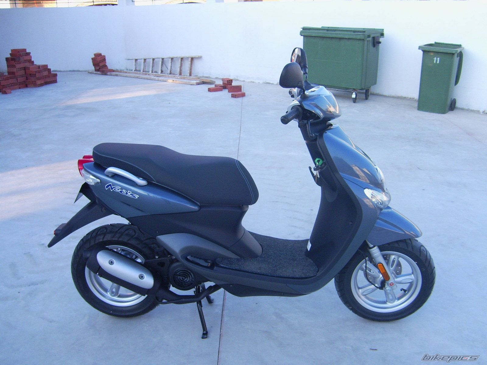Photo 1042098