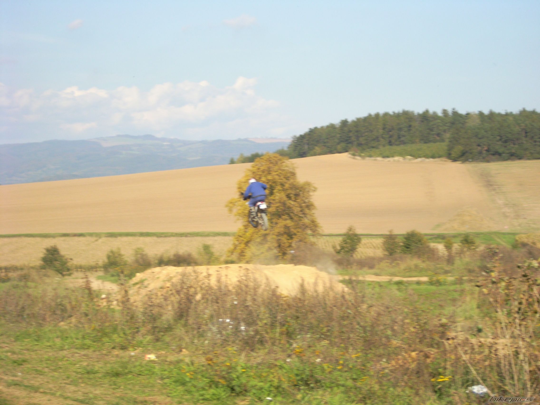Photo 1042165