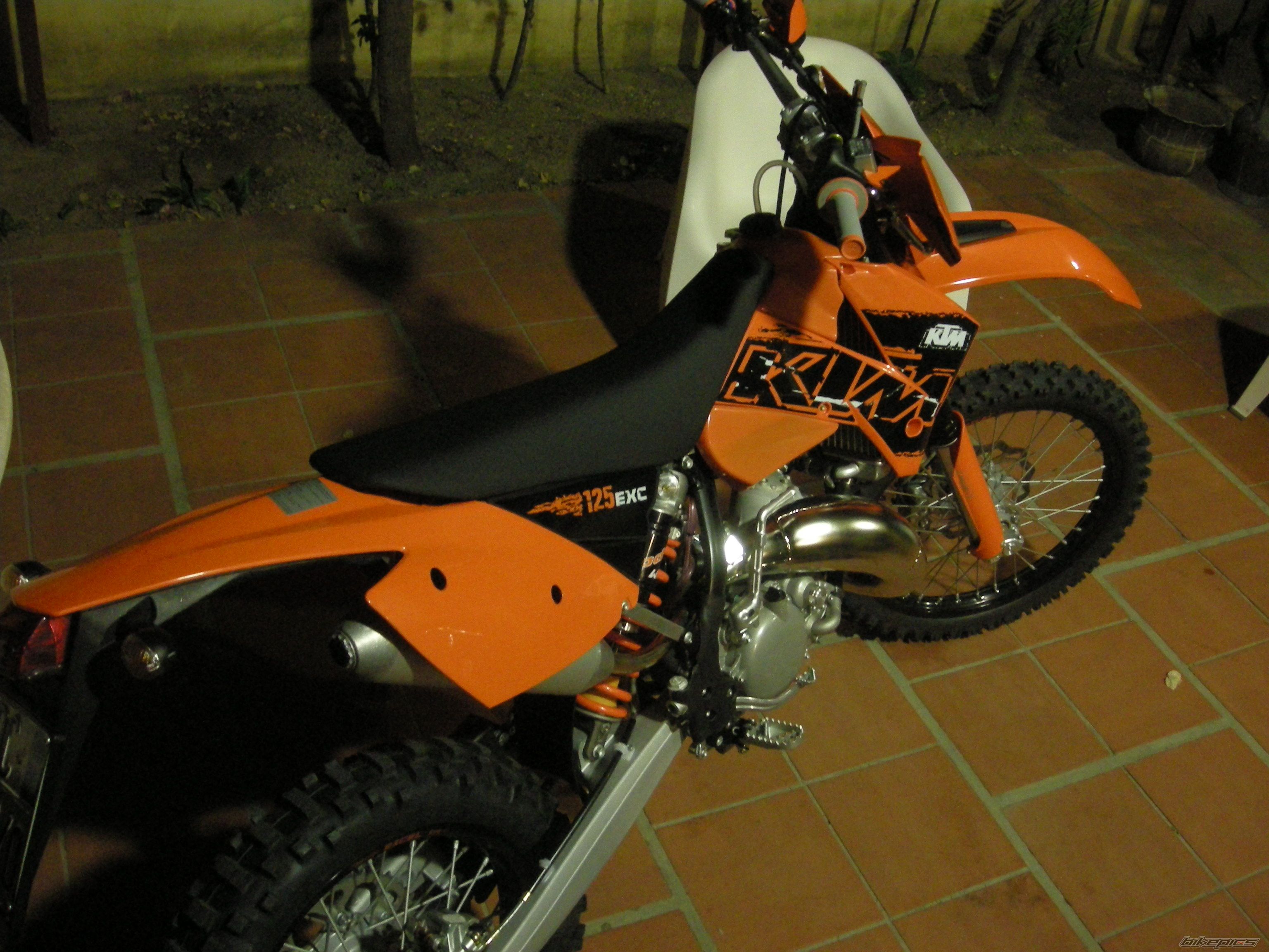 Photo 1042181