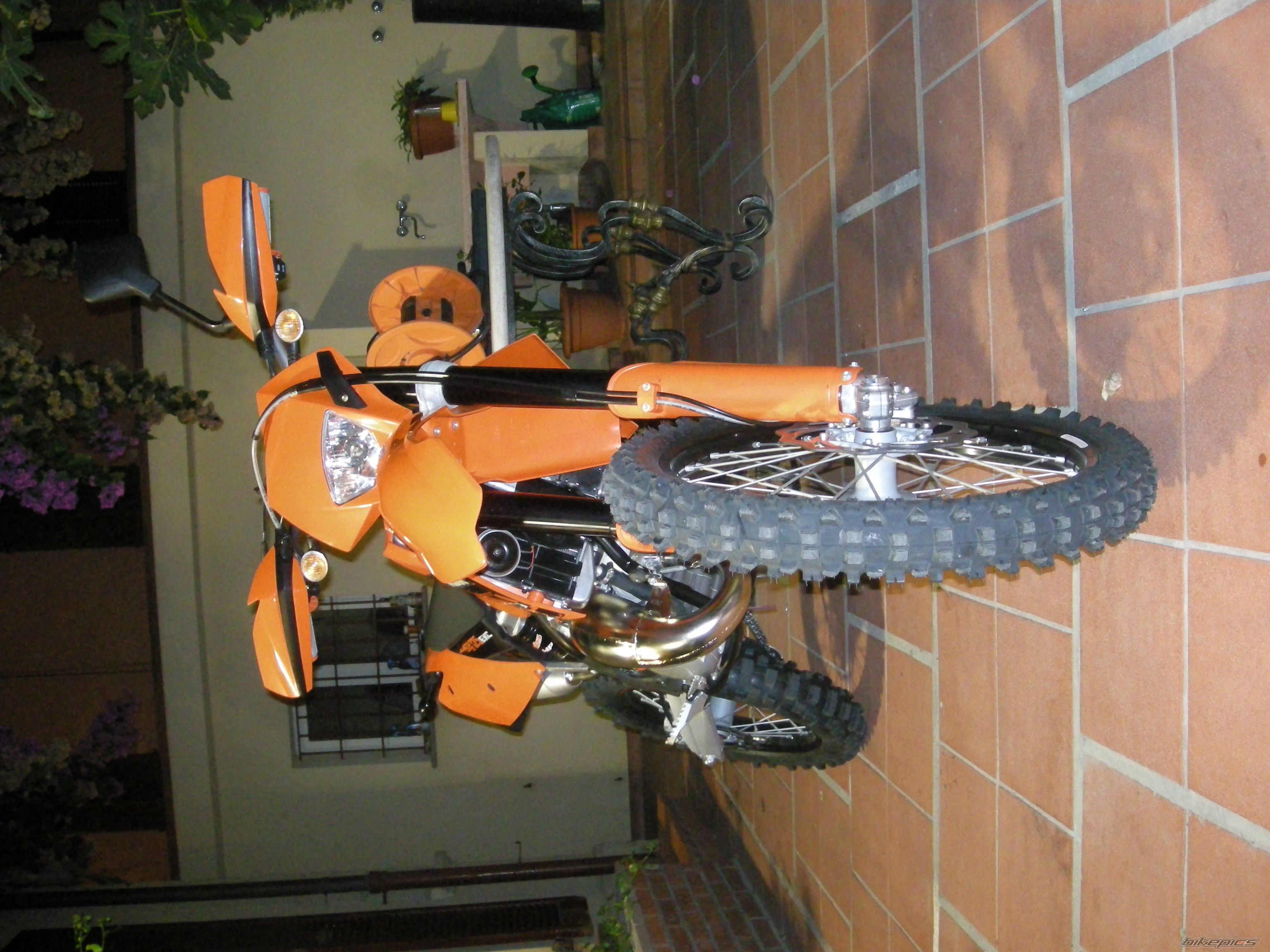Photo 1042193