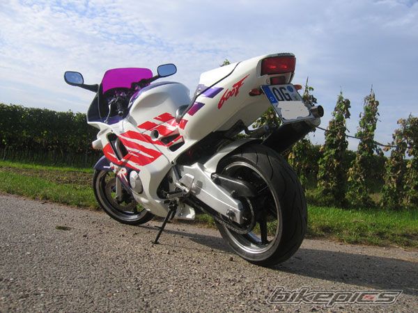 Photo 1042325