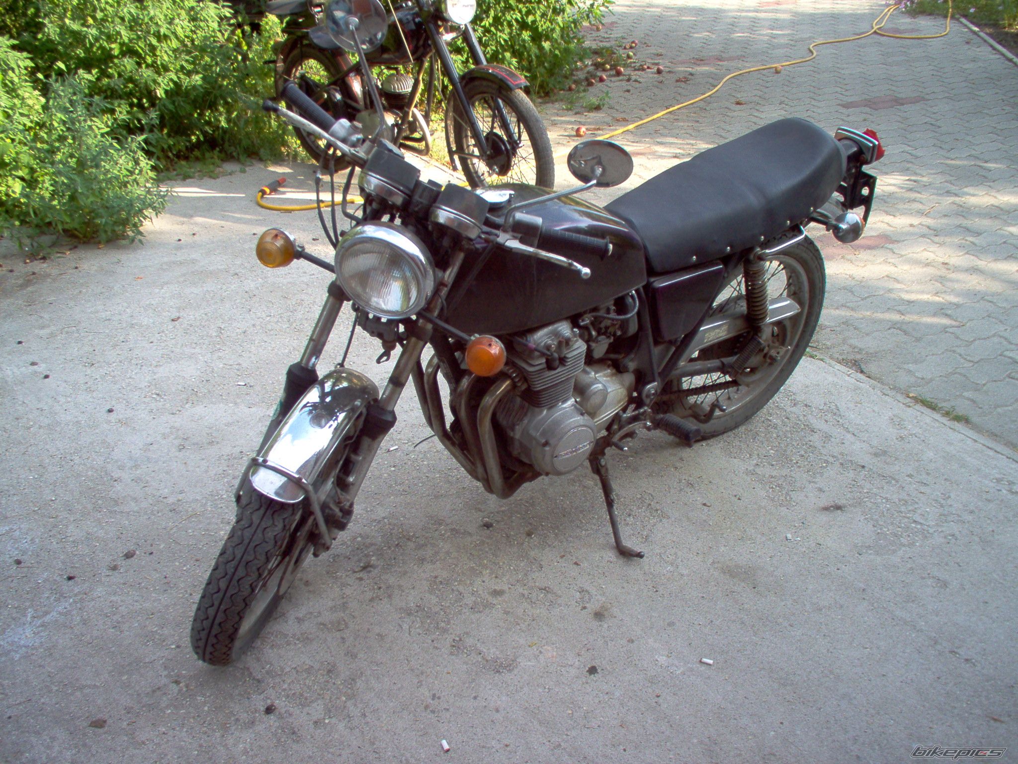 Bike Photo 1042390