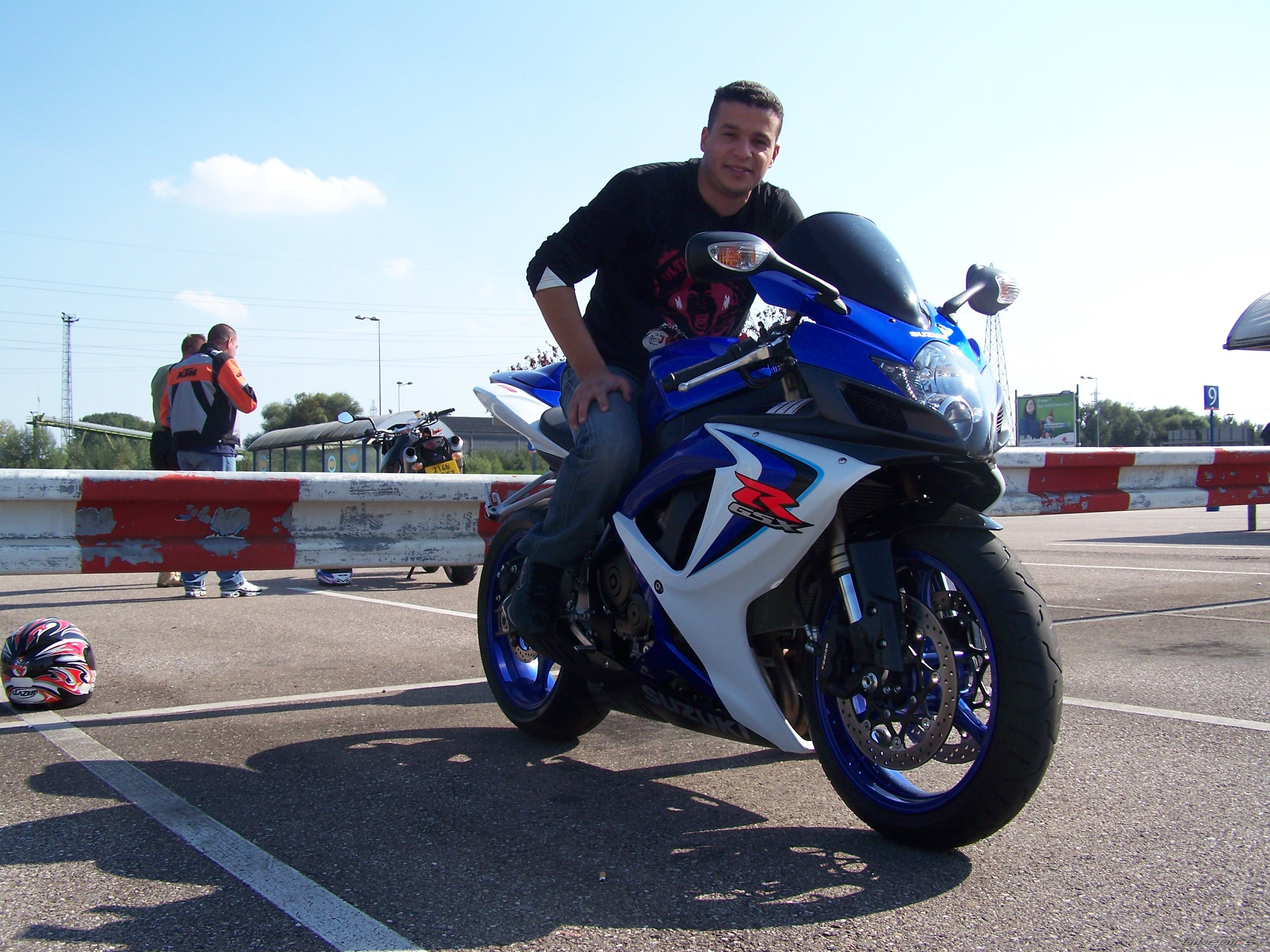 Bike Photo 1042400