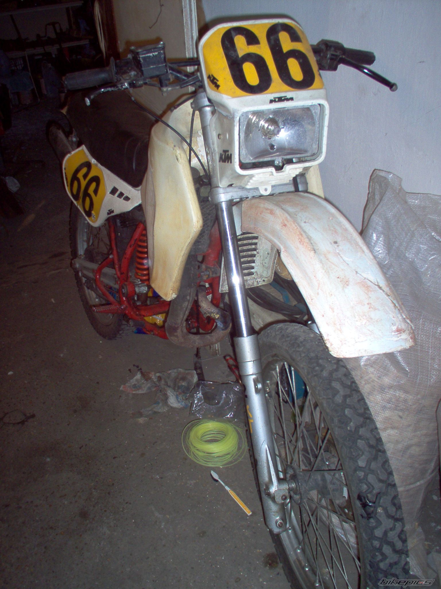 Photo 1042424