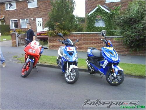 Photo 1043049