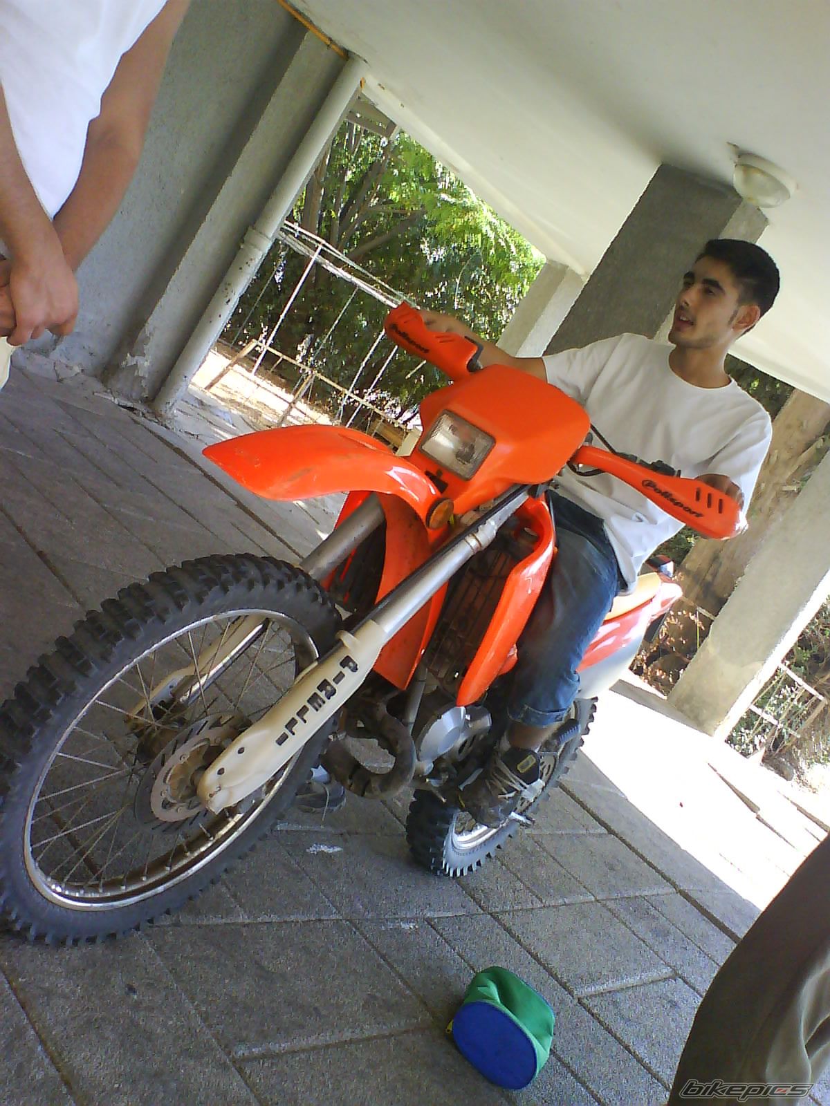 Photo 1043084