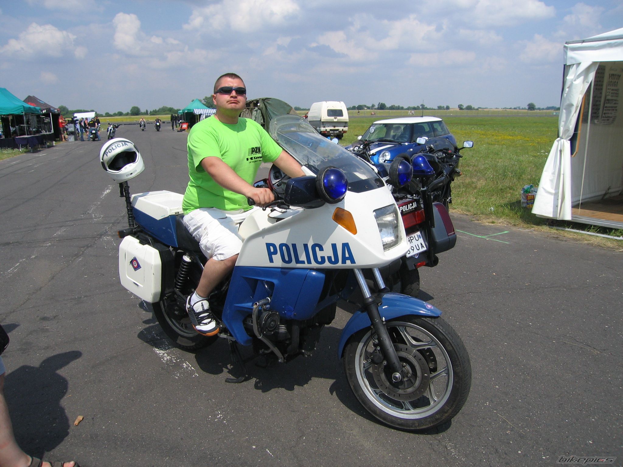 Bike Photo 1043114