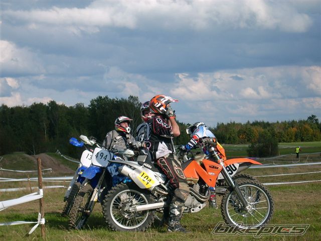 Photo 1043130