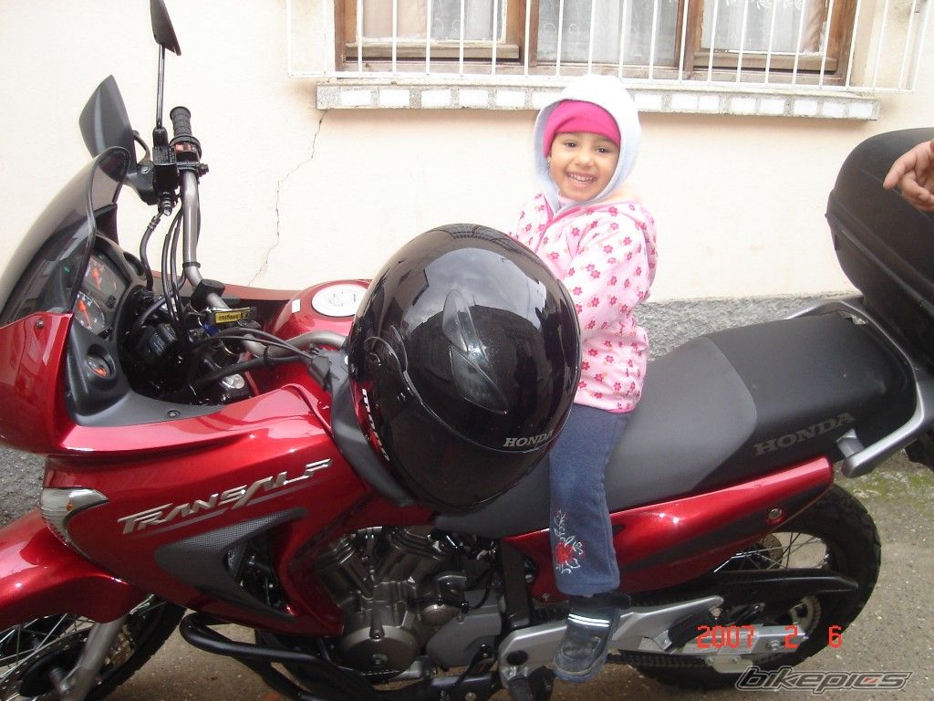 Photo 1043187