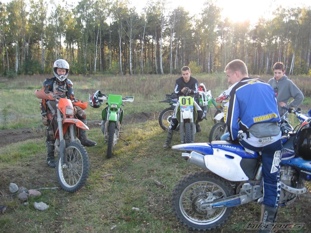 Photo 1043198