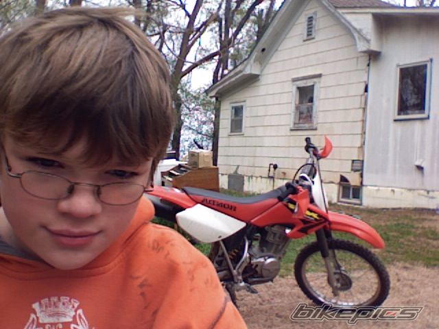 Photo 1043210
