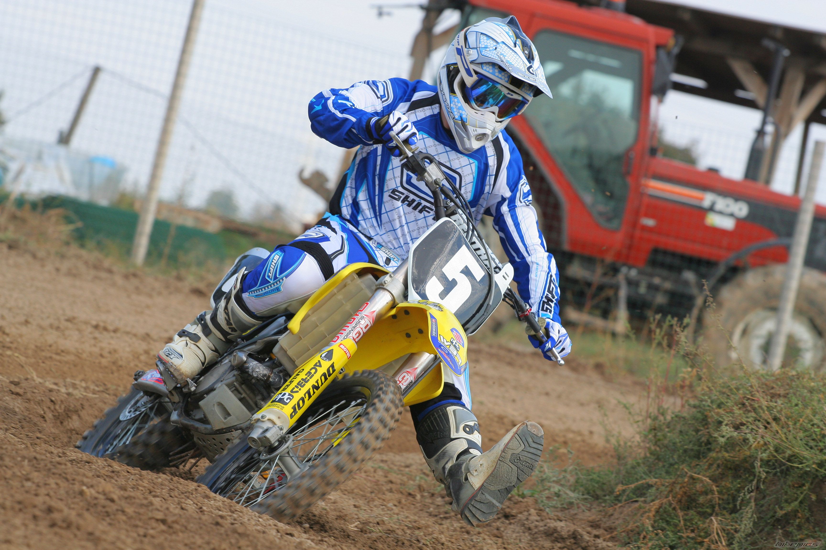 Photo 1043225