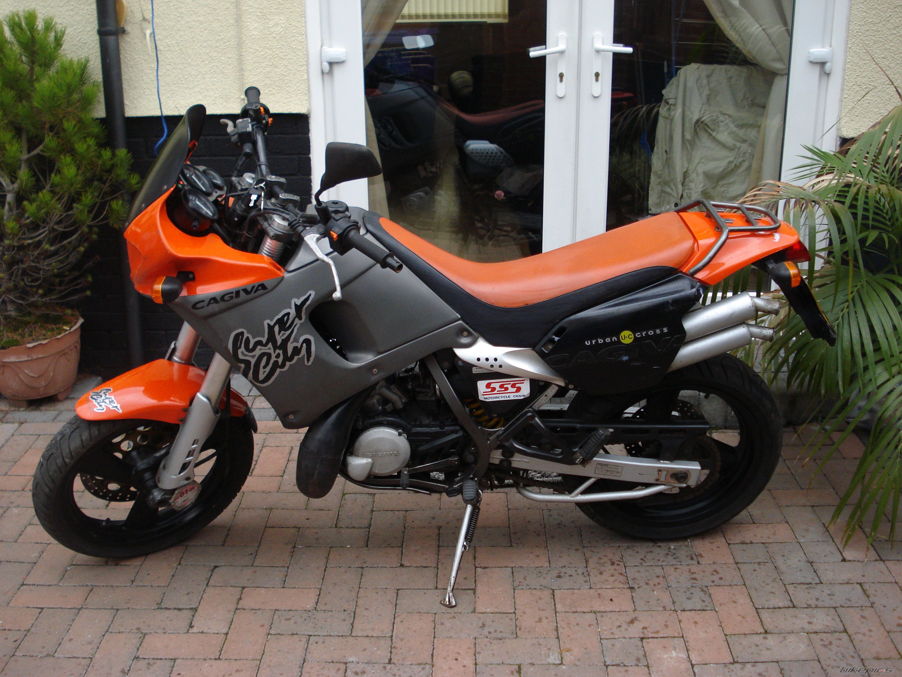 Photo 1043246