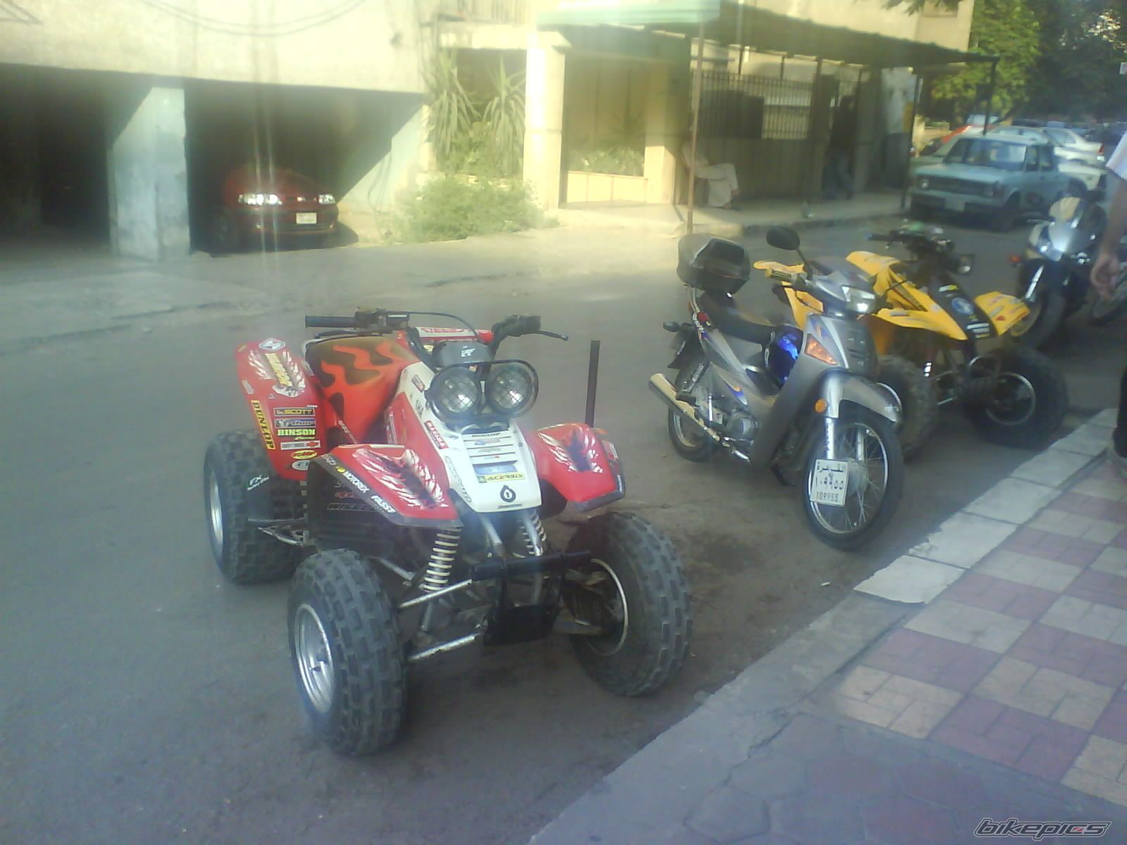 Photo 1043608