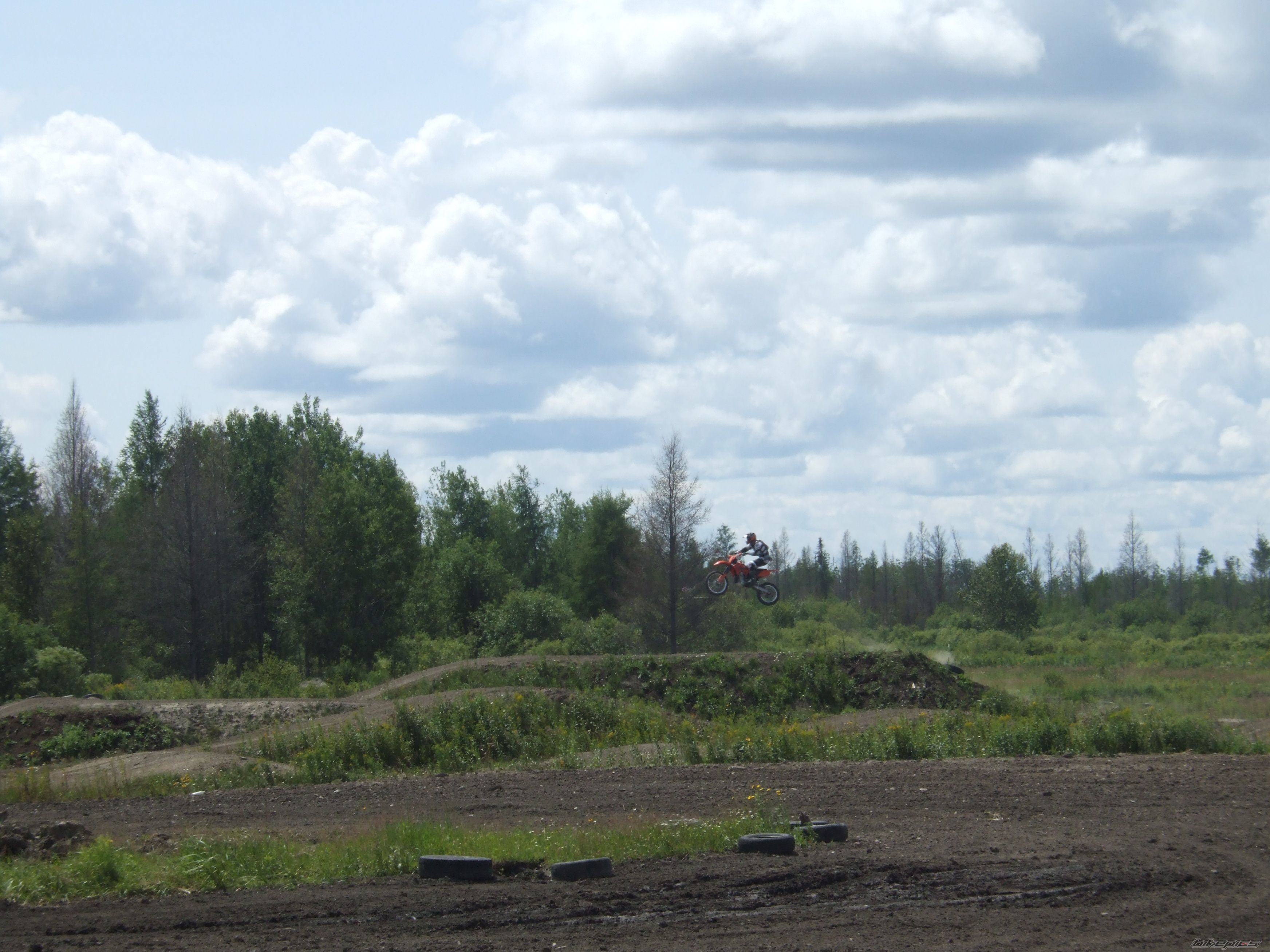 Photo 1043654