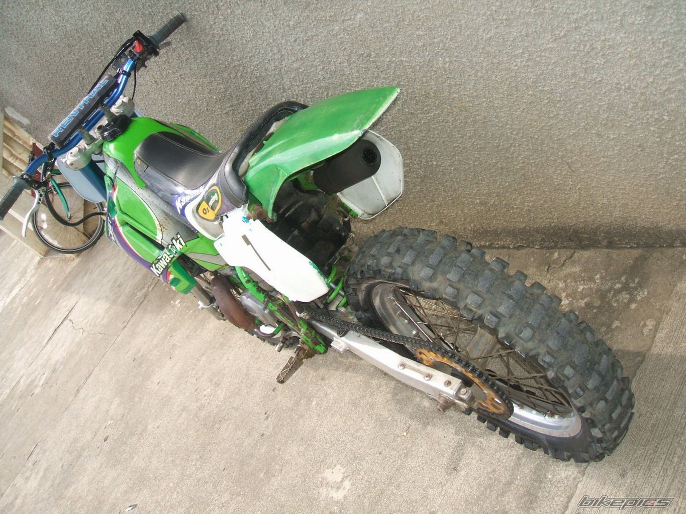 Photo 1043705