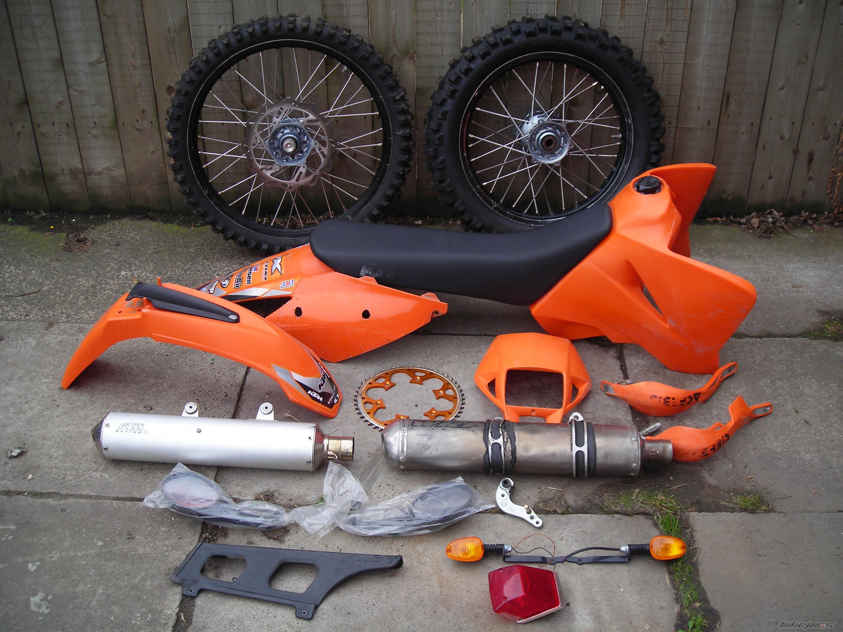 Photo 1043760