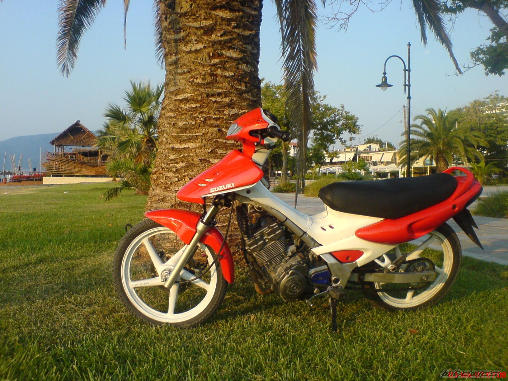 Bike Photo 1043943