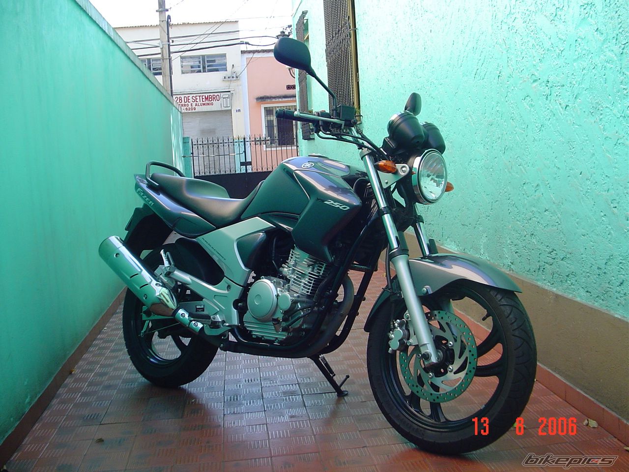 Photo 1043958