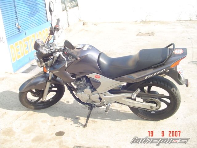 Photo 1043967