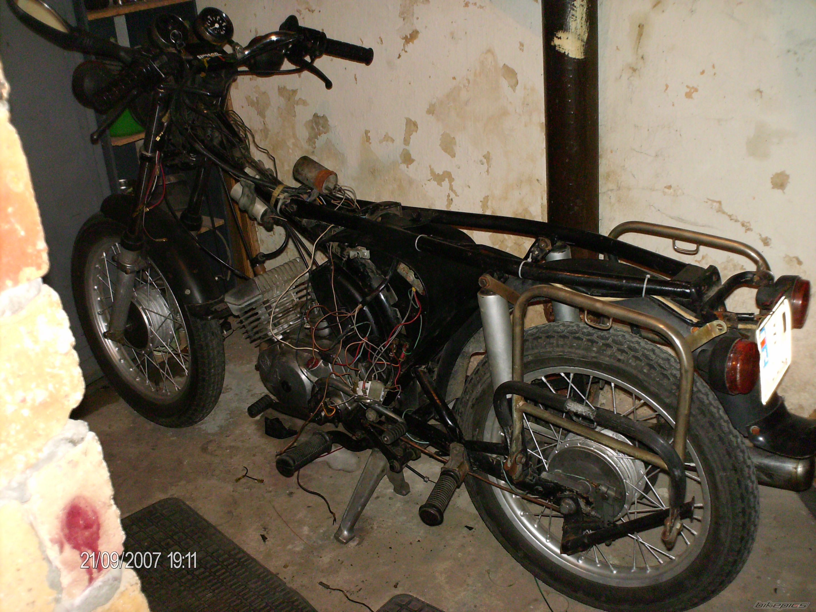 Photo 1044110