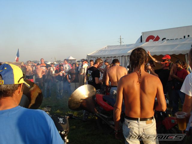 Photo 1044213