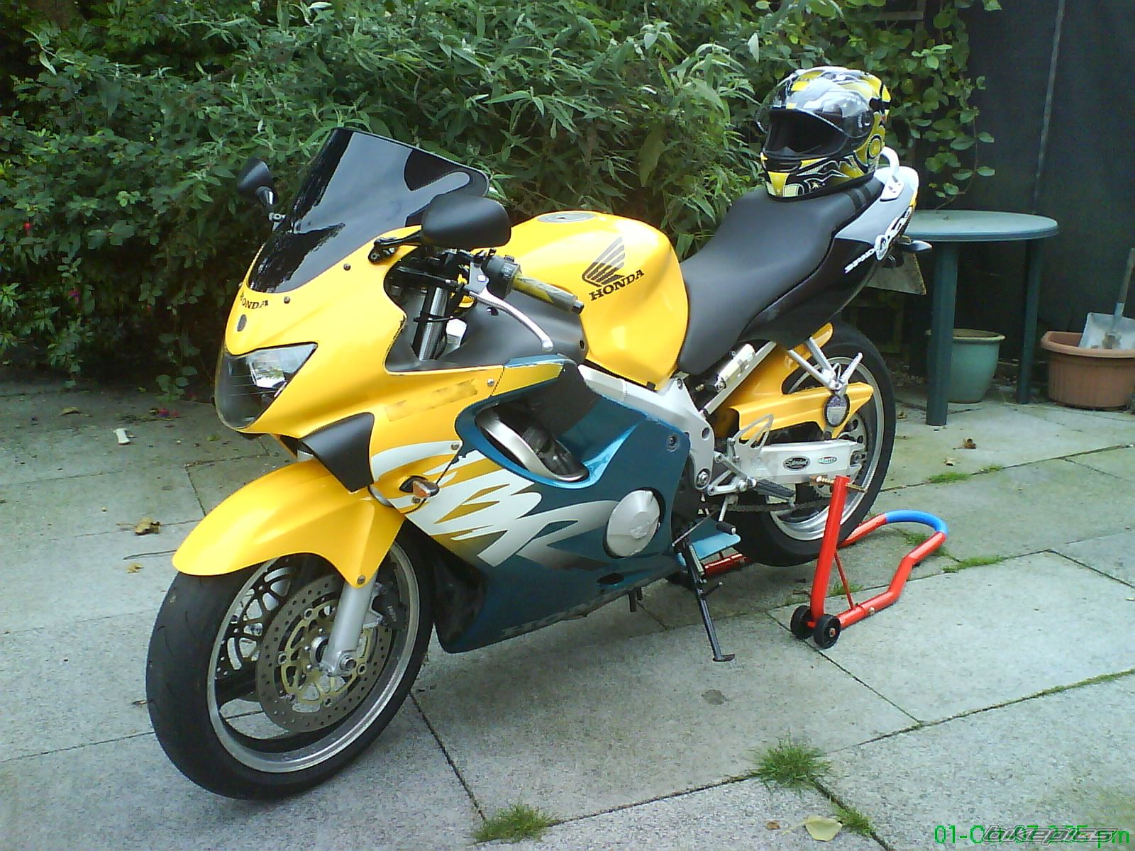 Photo 1044358