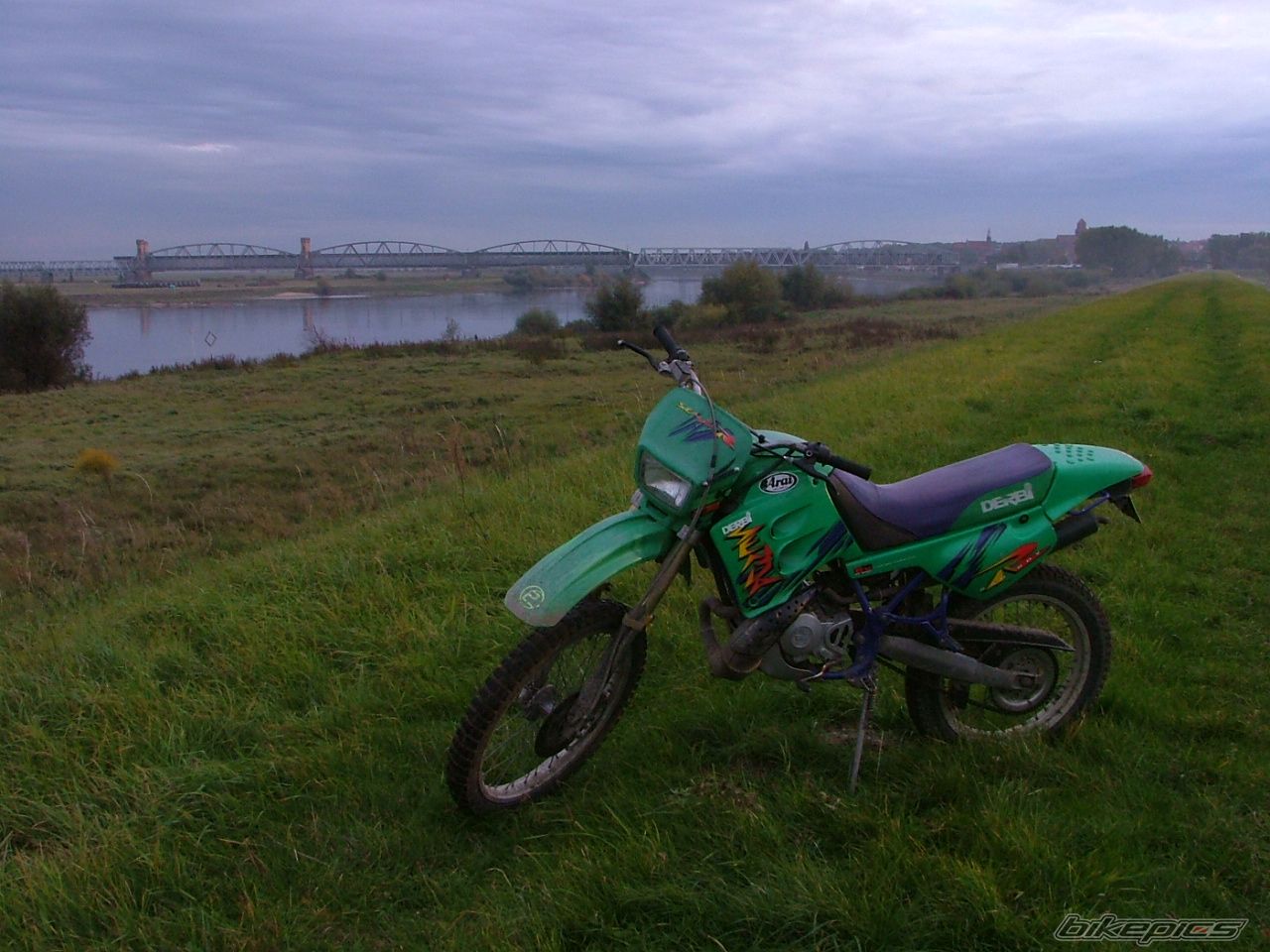 Photo 1044361