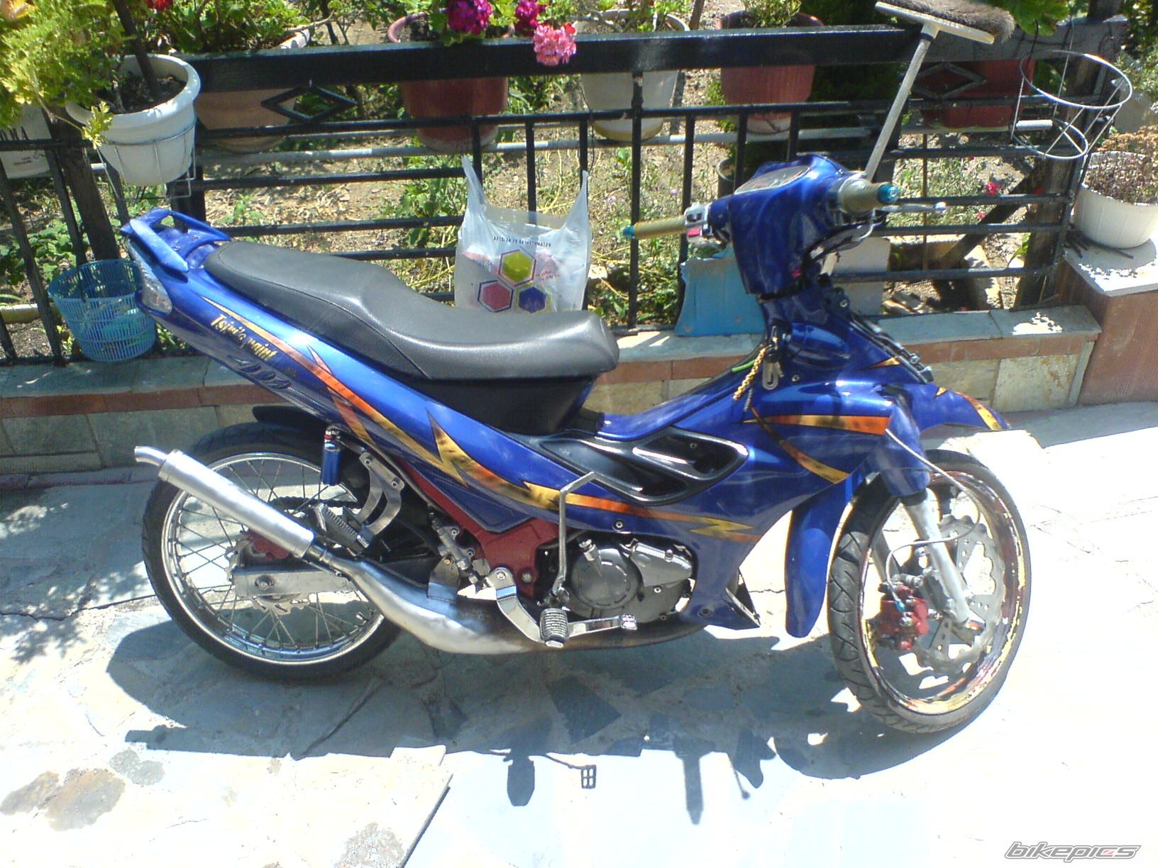 Photo 1044554