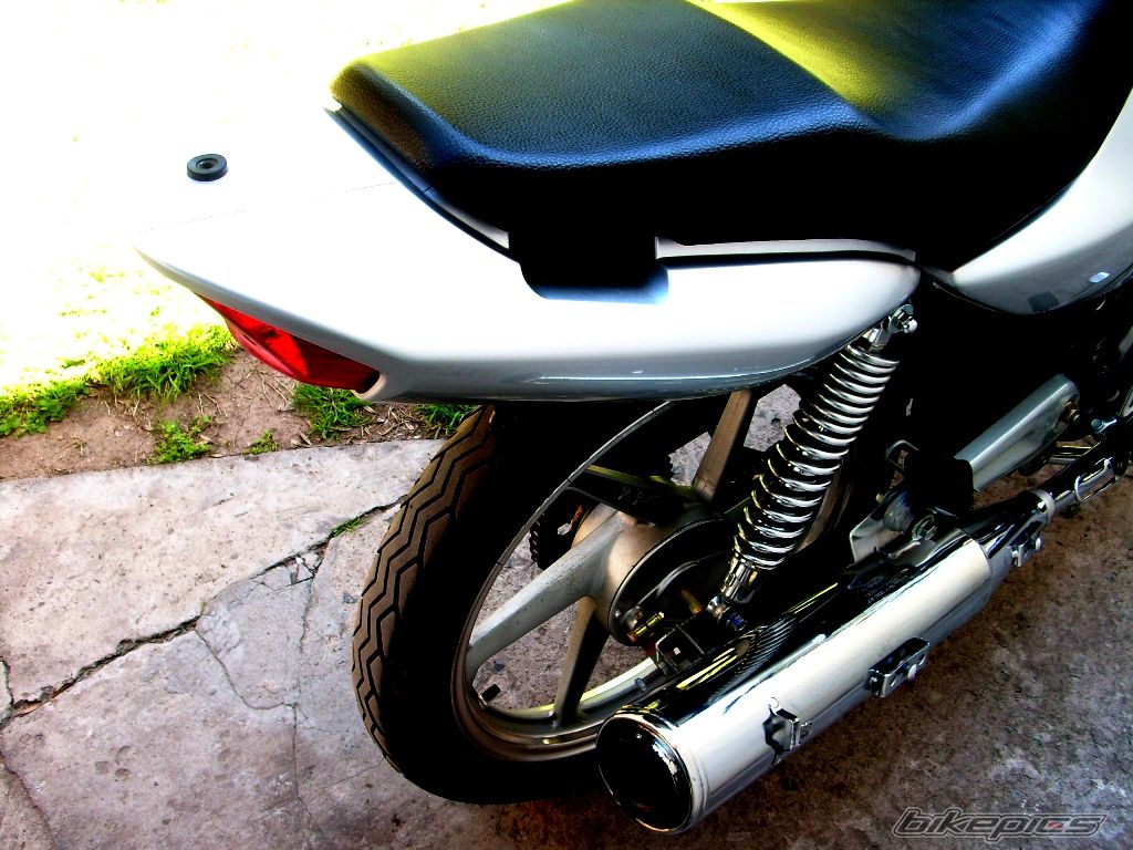 Photo 1044600