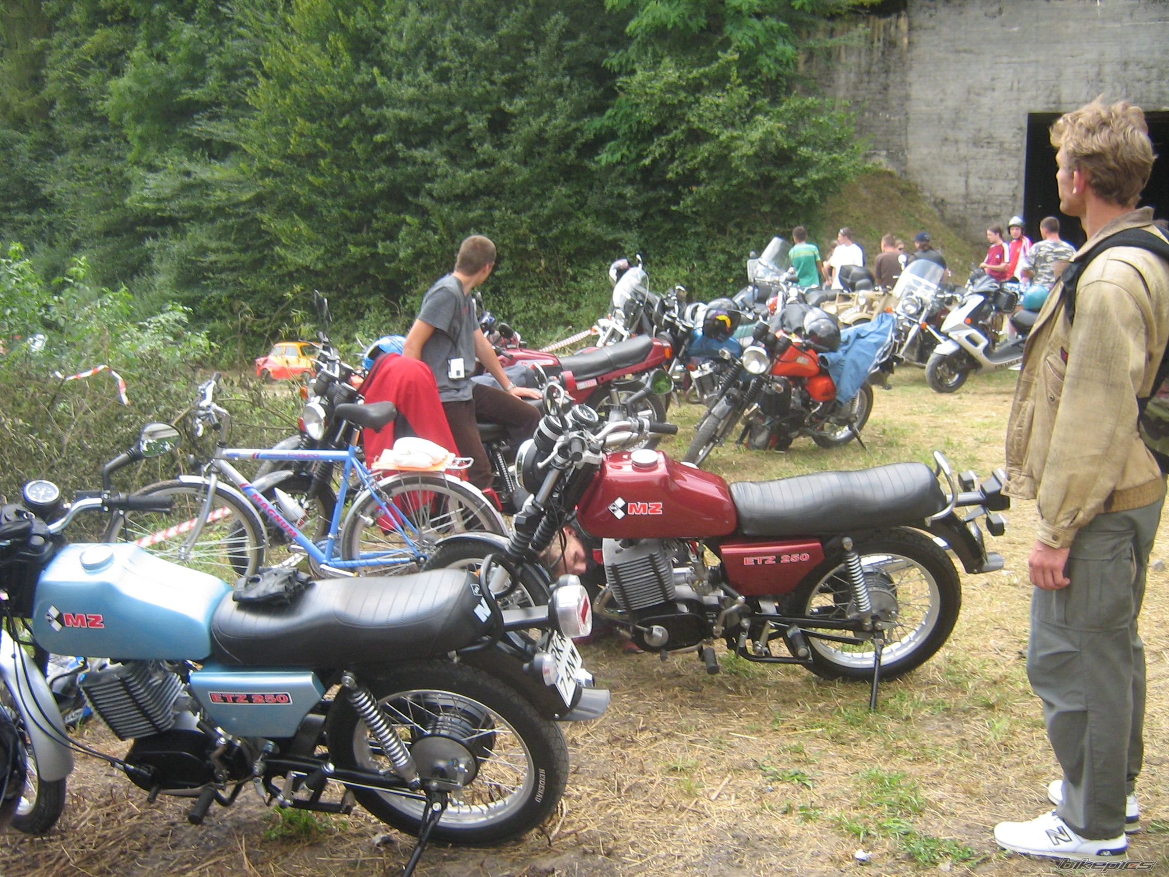 Photo 1044675