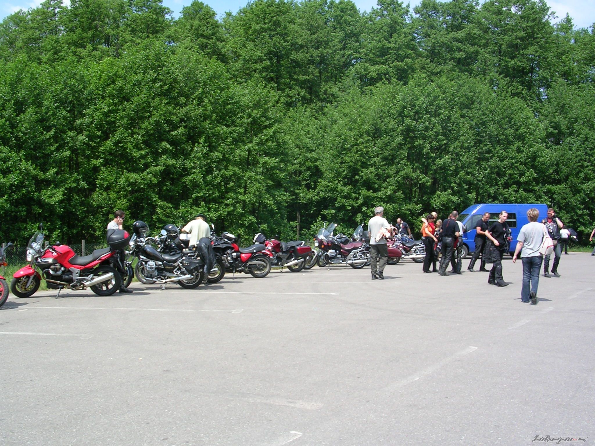 Photo 1044715