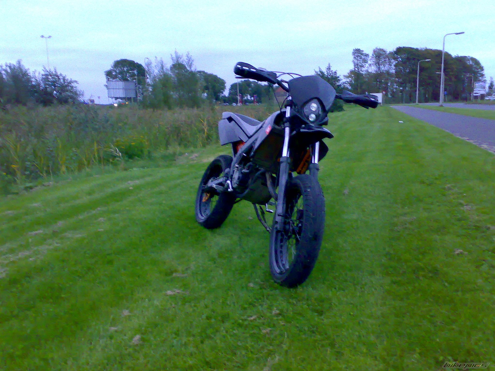 Bike Photo 1044737