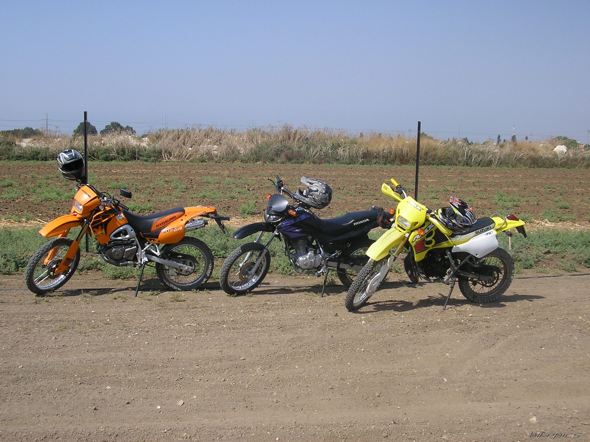 Photo 1044875