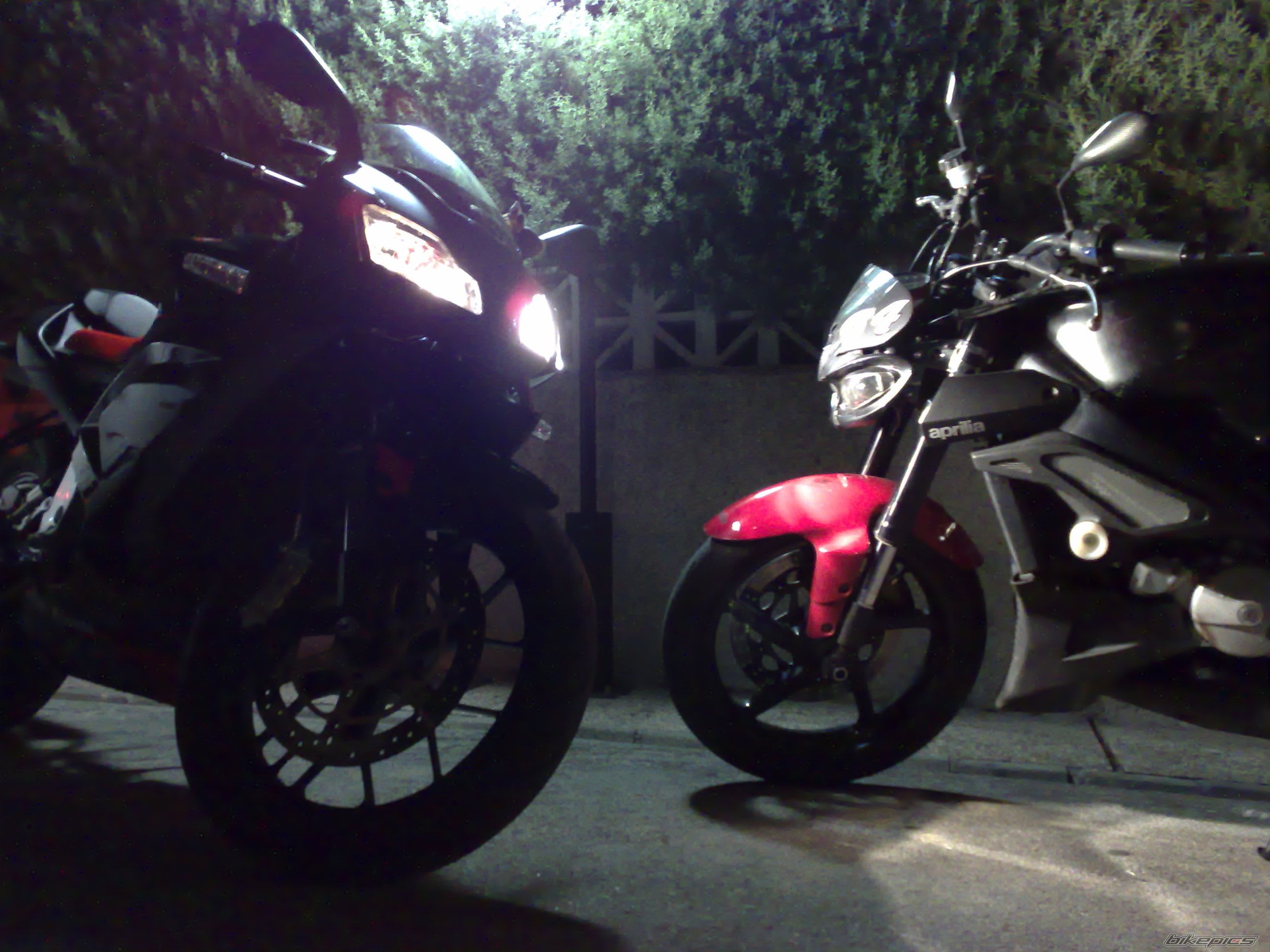Photo 1044902