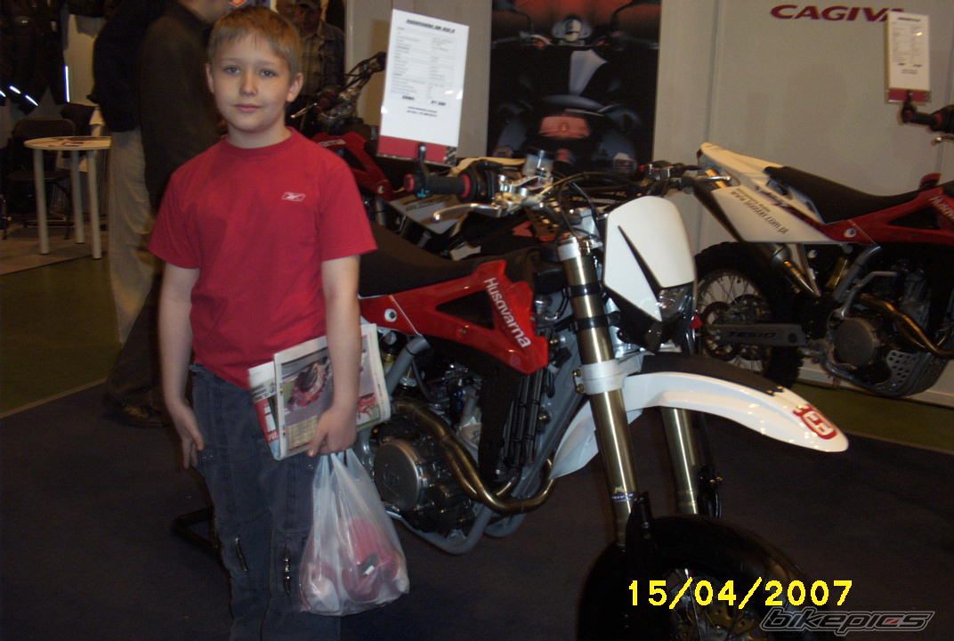 Photo 1045003