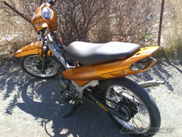 Photo 1045658