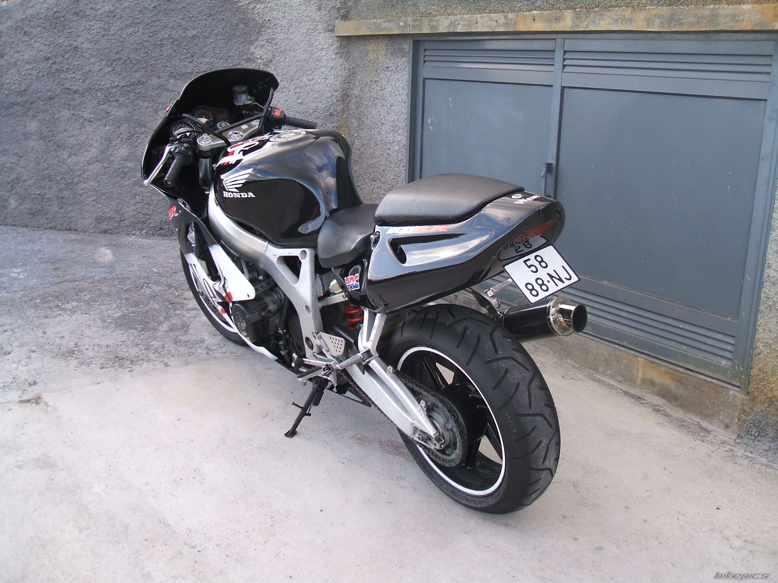 Photo 1045665
